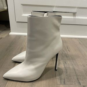 Tony bianco never worn white ankle boot